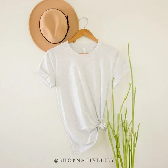 NWT Bella Canvas 3001 Unisex Blank Short Sleeve Tee Sz Medium, Ash Gray - Picture 1 of 4